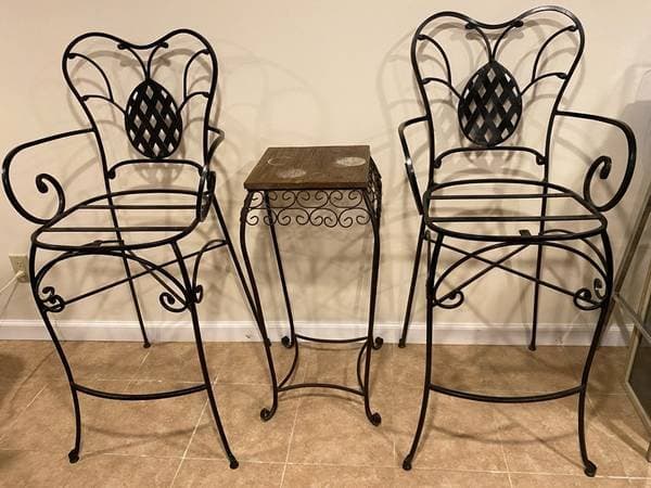 HALF PRICE on any $100 & over item or combo! Moving Garage sale! app