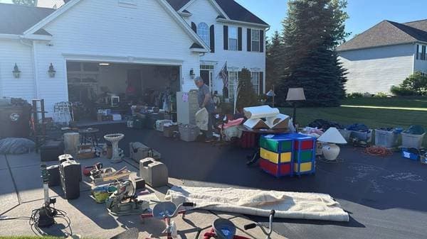 Neighborhood Garage Sale-Graystone Lane Fri June 19 & Sat. June 20