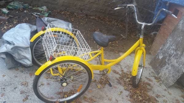 Schwinn Meridian Adult Tricycle - Yellow- Single-Speed Trike w/ Basket