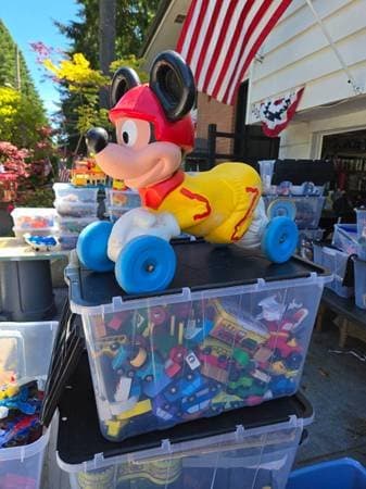 Large garage sale Vintage Toys, Hot wheels, Barbie