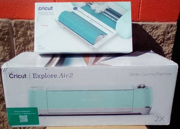 Storage Unit Cleanout Sale! Cutting Machines, Bike, Electronics, Furni