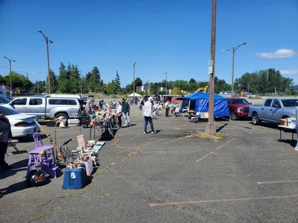 Pop Up Antiques & Collectible Sale