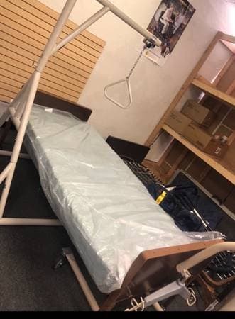 Great Clean Used Cpap Hospital bed and Oxygen concentrator