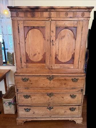 ESTATE SALE! Mount Lebanon - SUN 17 - Antique dealers home!