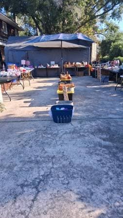 Yard Sale Garage sale
