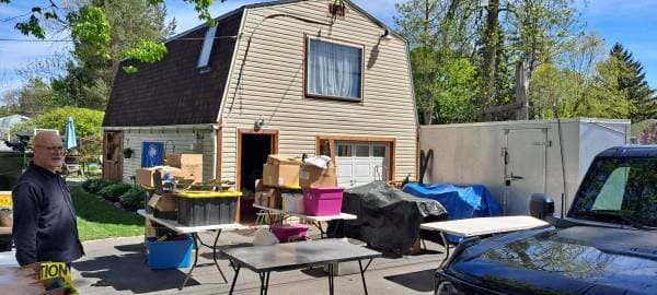 Garage/Yard Sale.