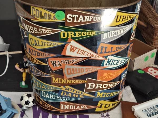 Last weekend moving sale