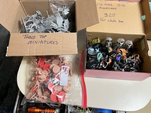 Yard sale in woodlake neighborhood