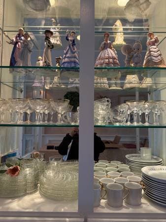 3 Sisters Estate Sale - Park Ridge