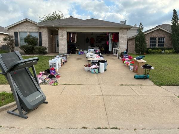 GARAGE SALE