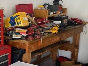 Garage sale/moving sale