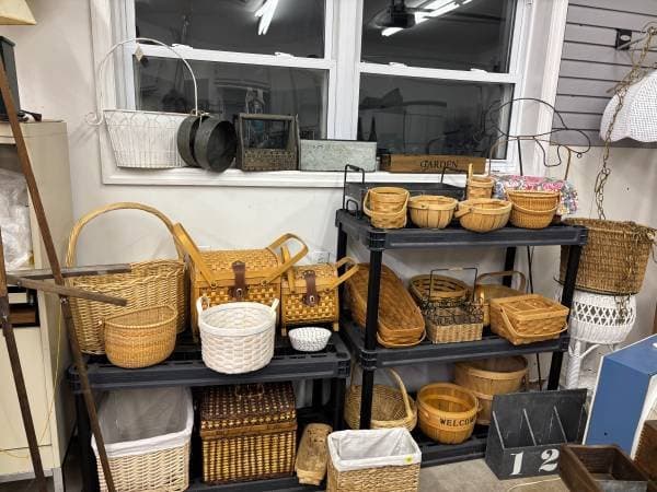 OAKVILLE FAMILY ESTATE SALE-5/16 & 5/17 from 7 am - 2 pm